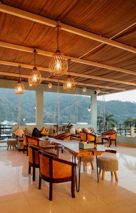 Weekends Forever Rishikesh, Max Laxman Jhula Tapovan ภายนอก รูปภาพ